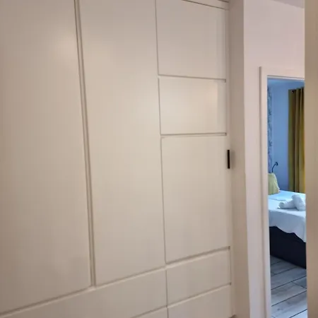 Old Town Yellow * Danzica