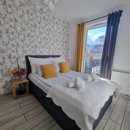 Old Town Yellow Apartament