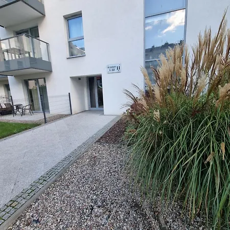 Old Town Yellow Апартаменты *